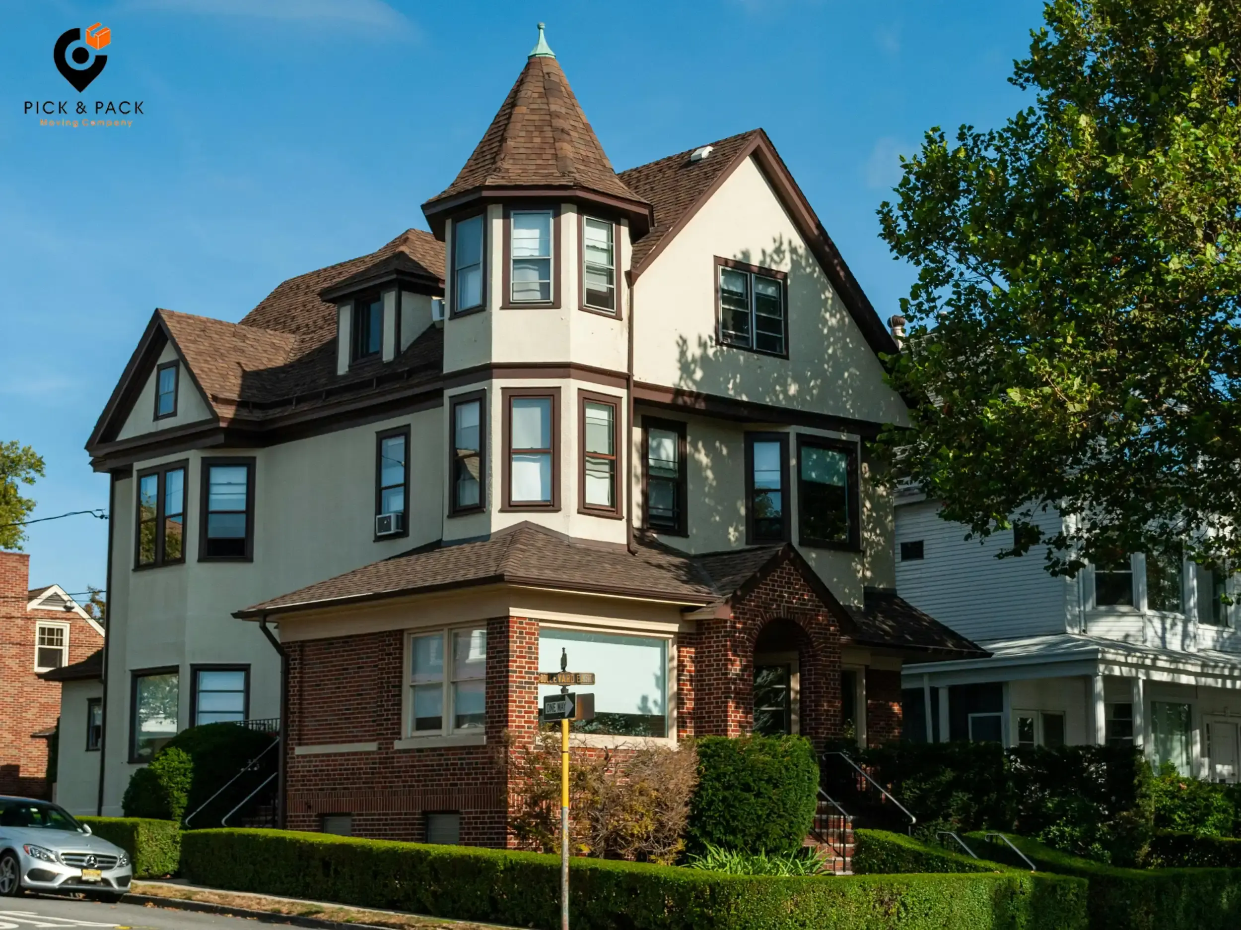 Elegant house in Freehold