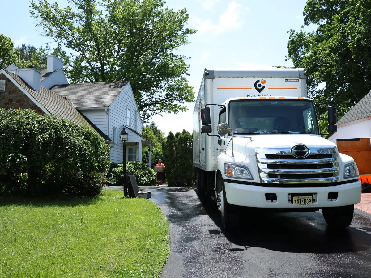 Pick and Pack moving truck at a Ridgewood, NJ home